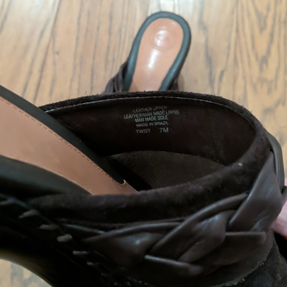 Shoes - Picture 3 of 3